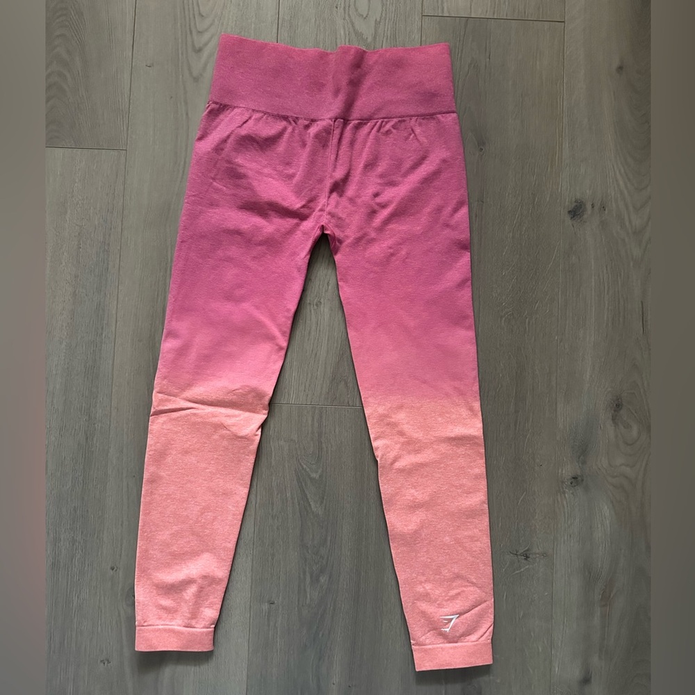 NWOT Gymshark SET Adapt Ombré Seamless - Crop top & Leggings - Medium - Picture 9 of 16